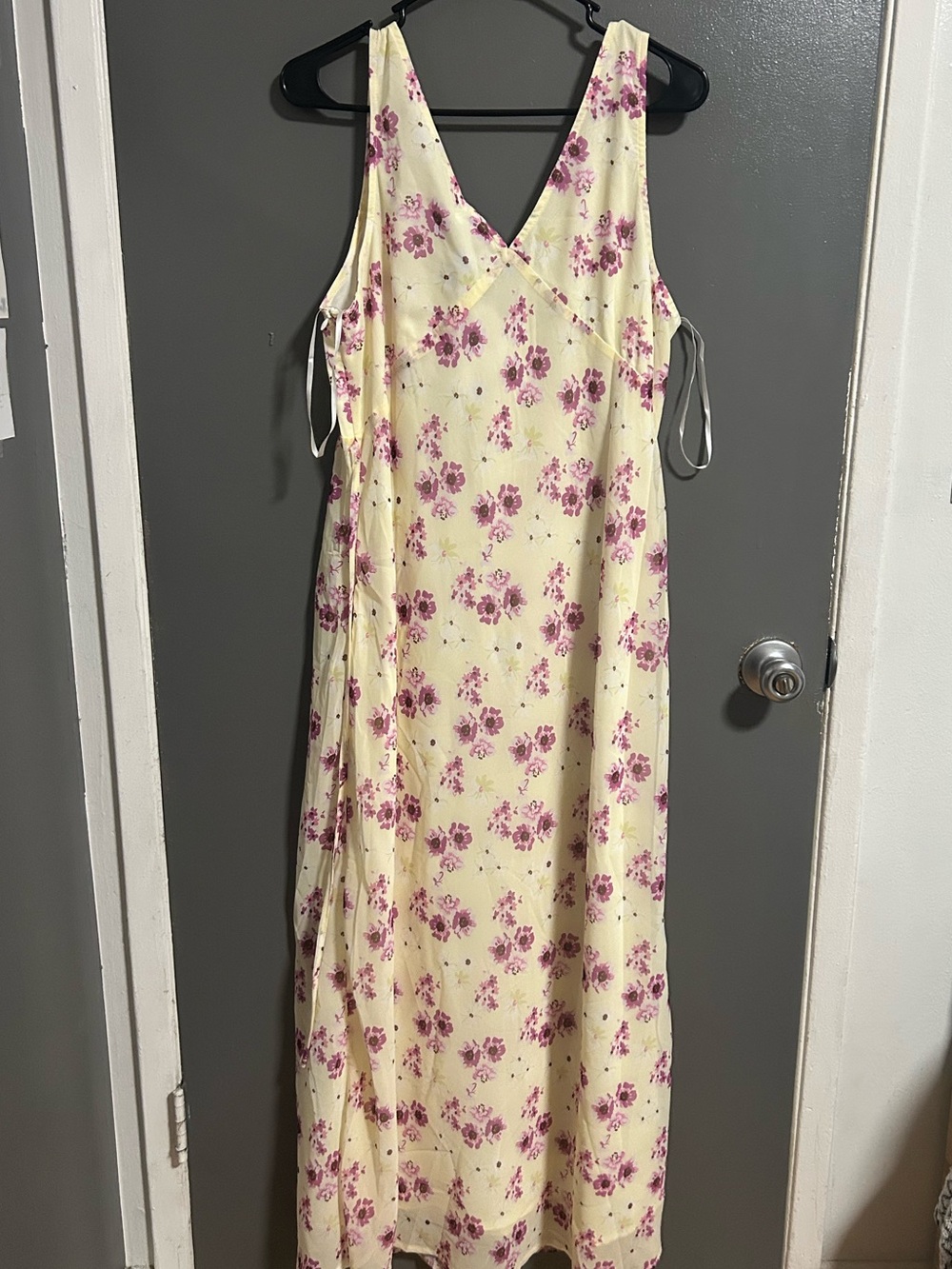 Princess Polly Nellie Midi Dress (Yellow Floral, Size 12)